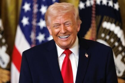 Trump reitera estrategia de presión contra Irán tras Venezuela