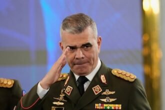 Vladimir Padrino es nombrado ministro de Agricultura en Venezuela
