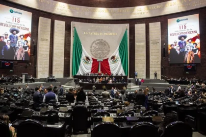 Diputados evalúan comparecencia de Semarnat y Pemex por derrame