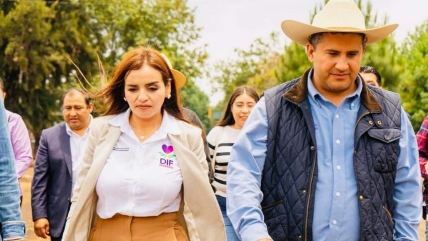 Emmanuel Reyes defiende a Grecia Quiroz y se deslinda de Morena