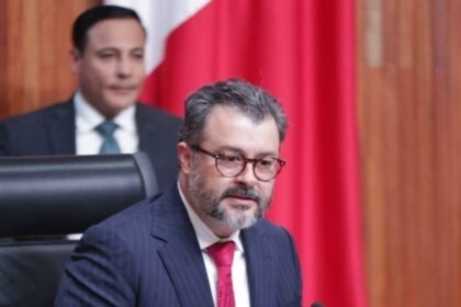 Presidente del TEPJF pide revisión crítica de la justicia electoral