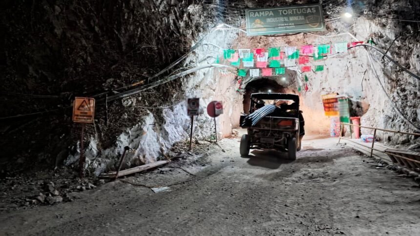 Construyen tapón de concreto para rescatar a mineros en Sinaloa