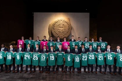 Selección Mexicana visita el Museo Nacional de Antropología