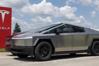 Retiradas masivas y fallas técnicas ponen en jaque a Tesla Cybertruck
