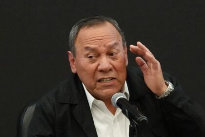Jesús Zambrano denuncia injerencia externa en el PRD Sonora