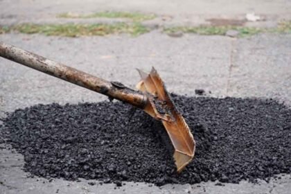 Bacheo en nueve zonas de Chihuahua este viernes