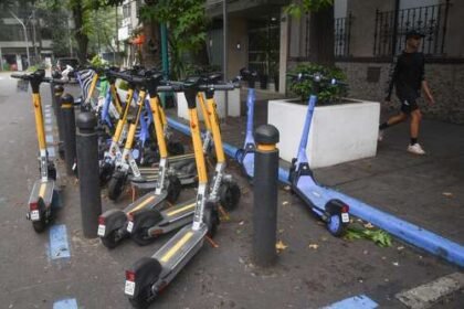 CDMX carece de cifras claras sobre bicicletas y escúteres eléctricos