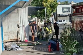 Bomberos sofocan incendio en lavandería de la colonia Nacional