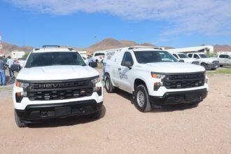 Chihuahua moderniza servicios forenses con nuevas ambulancias