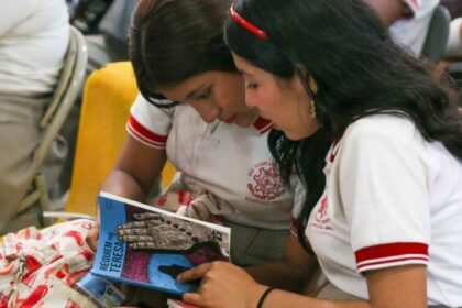 Secundarias y bachilleratos tendrán clase semanal de salud mental