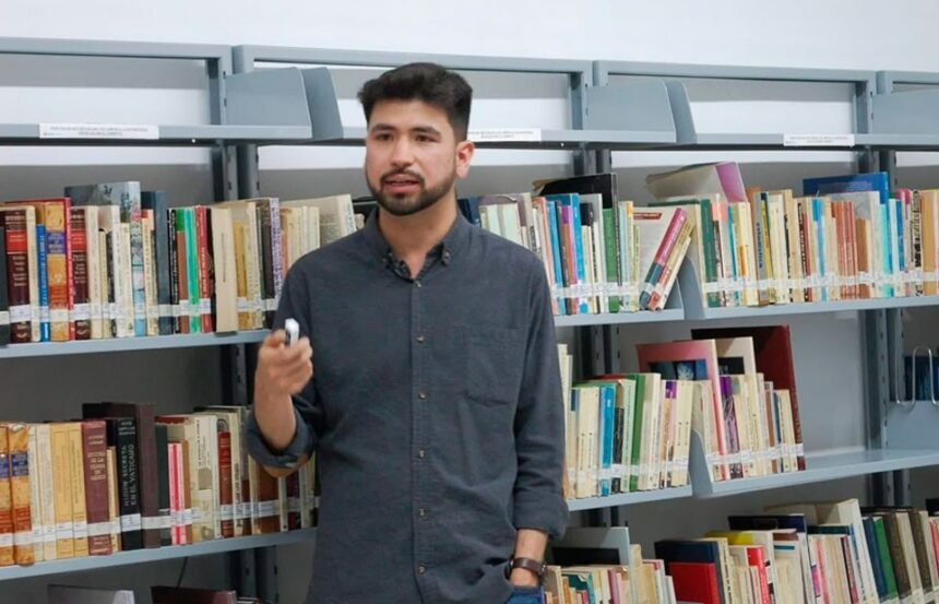 Mauricio Padilla publica "Historias para ir por cigarros"